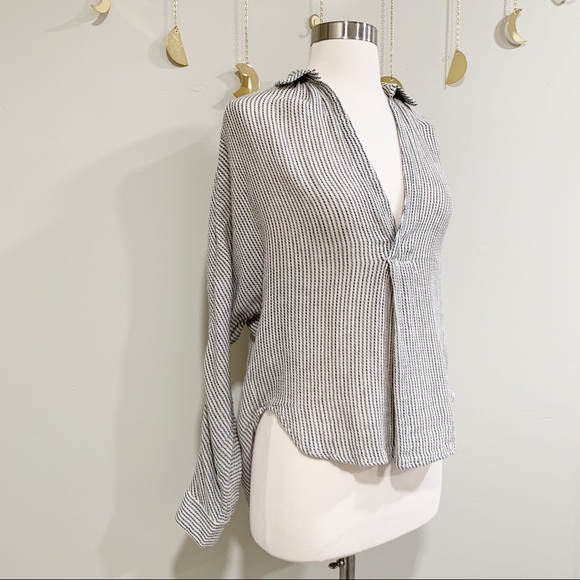 Free People Tops - Free People High-Low Top. Striped White & Black.